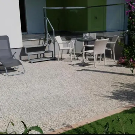Apartmani Matko Nin Exterior photo